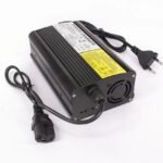 شاحن بطارية الليثيوم 20 امبير